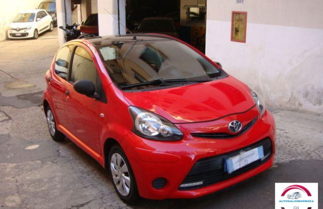 TOYOTA Aygo 1.0 12V VVT-i 5p. Lounge Connect Benzina 2014