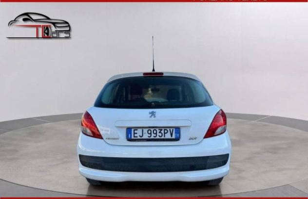 PEUGEOT 207  Diesel 2011