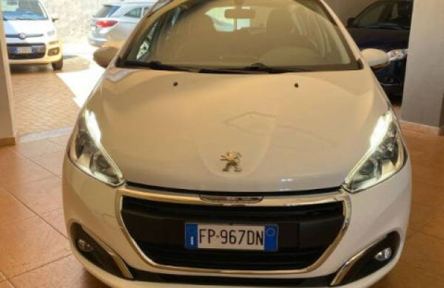 PEUGEOT 208  Diesel 2018