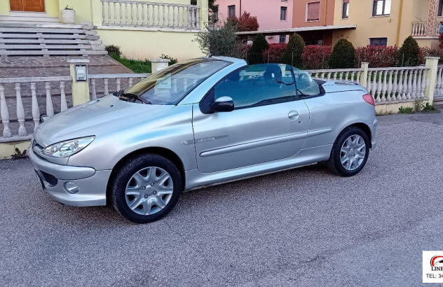 PEUGEOT 206  Benzina 2005