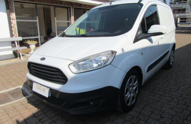 FORD Transit Courier  Diesel 2017