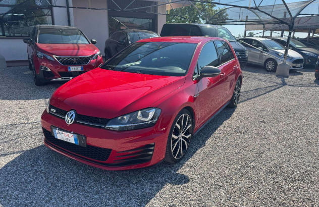 VOLKSWAGEN Golf GTD 2.0 TDI 5p. DSG BlueMotion Technology Diesel 2015