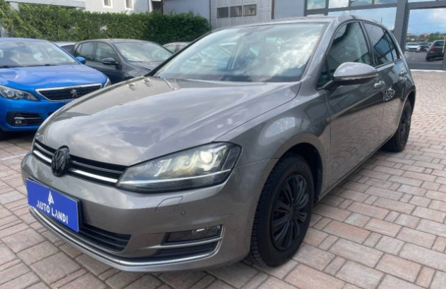 VOLKSWAGEN Golf  Benzina 2025