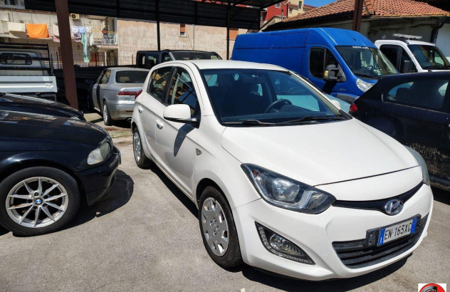 HYUNDAI i20 1.2 5p. Sound Edition Benzina 2012
