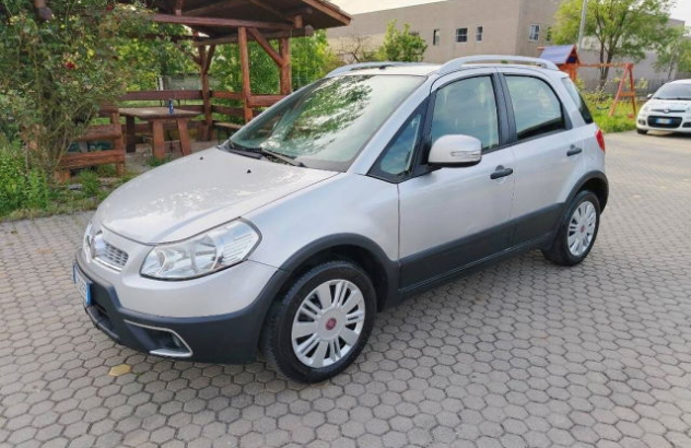FIAT Sedici  Benzina 2014