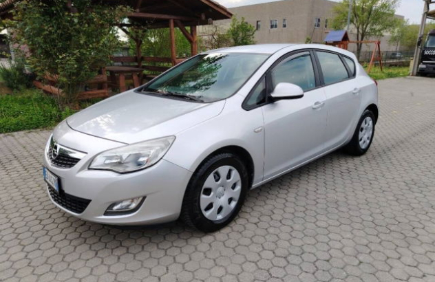 OPEL Astra  Diesel 2010