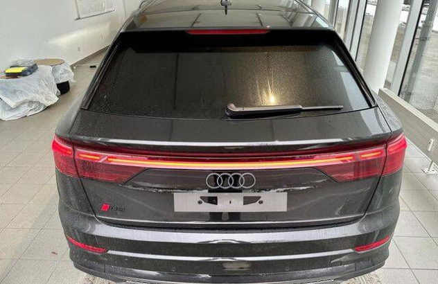 AUDI Q8  Elettrica-Diesel 2025