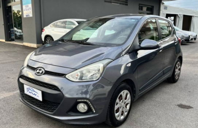 HYUNDAI i10  Benzina 2016