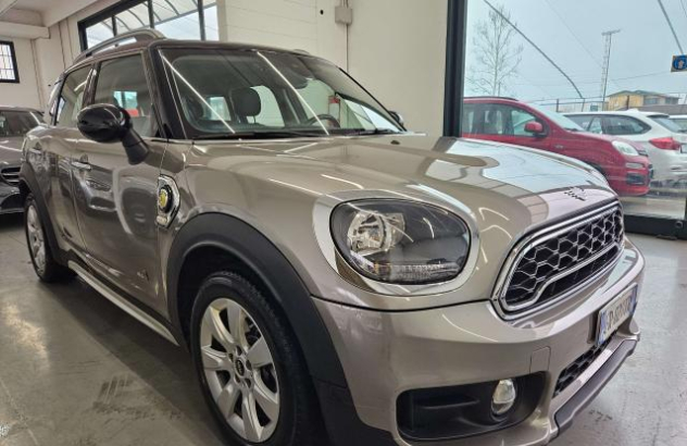 MINI Countryman  Elettrica-Benzina 2018