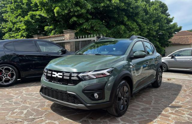 DACIA Sandero Stepway 1.0 TCe ECO-G Essential GPL 2025