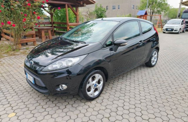 FORD Fiesta  Benzina 2011