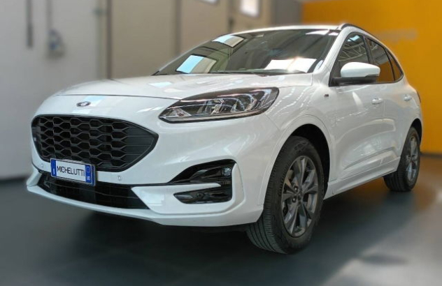 FORD Kuga  Elettrica-Benzina 2022