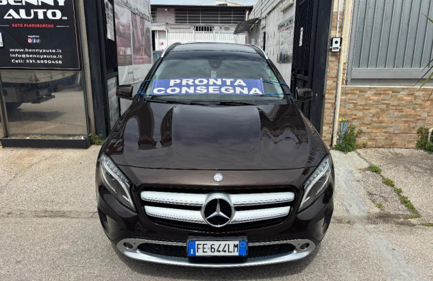 MERCEDES Classe GLA GLA 200 d Automatic Enduro Diesel 2016