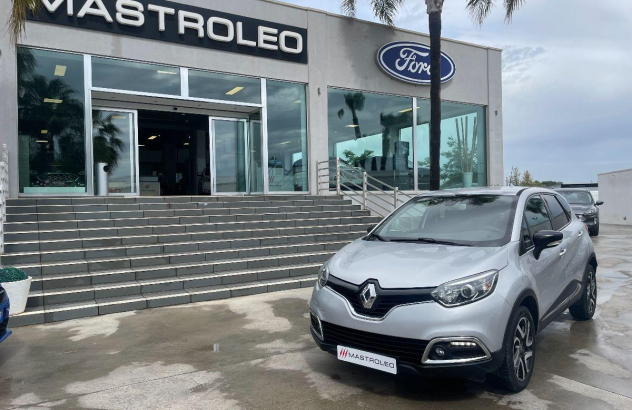 RENAULT Captur dCi 8V 110 CV SeS Energy Intens Diesel 2017