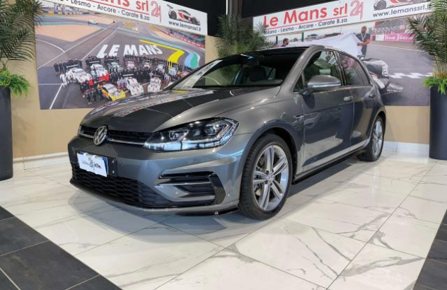 VOLKSWAGEN Golf  Benzina 2018
