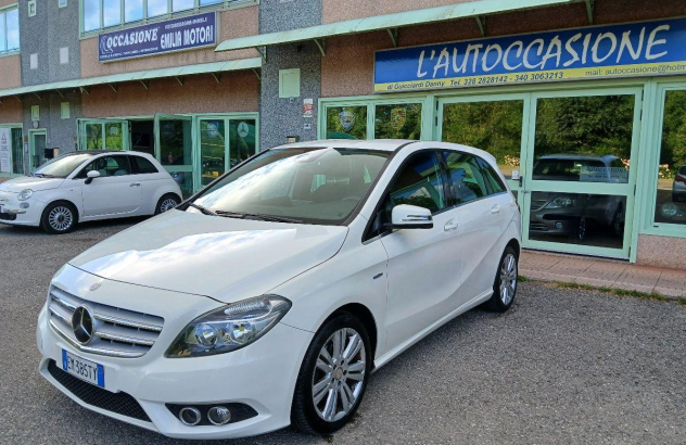 MERCEDES Classe B 180 CDI Premium Diesel 2012