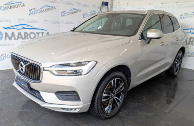 VOLVO XC60  Elettrica-Diesel 2020