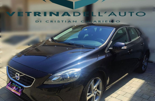 VOLVO V40 D2 Kinetic Diesel 2015
