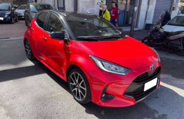 TOYOTA Yaris  Elettrica-Benzina 2020