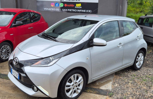 TOYOTA Aygo 1.0 VVT-i 69 CV 5 porte x-wave Benzina 2017