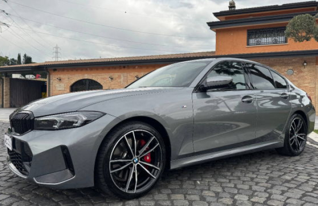 BMW Serie 3  Elettrica-Diesel 2024