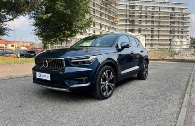 VOLVO XC40  Elettrica-Benzina 2020