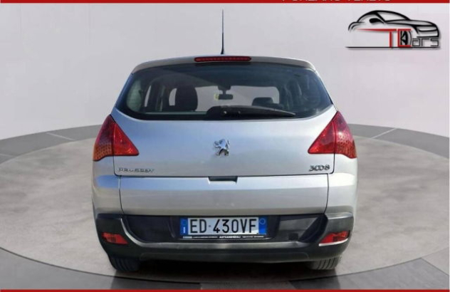 PEUGEOT 3008  Diesel 2010