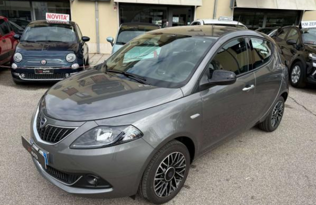 LANCIA Ypsilon  Elettrica-Benzina 2024