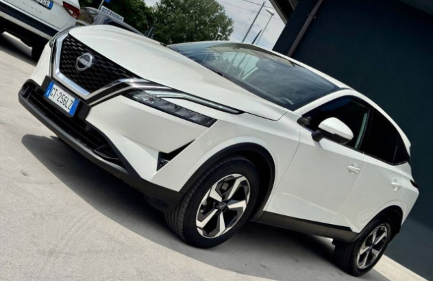NISSAN Qashqai  Elettrica-Benzina 2024