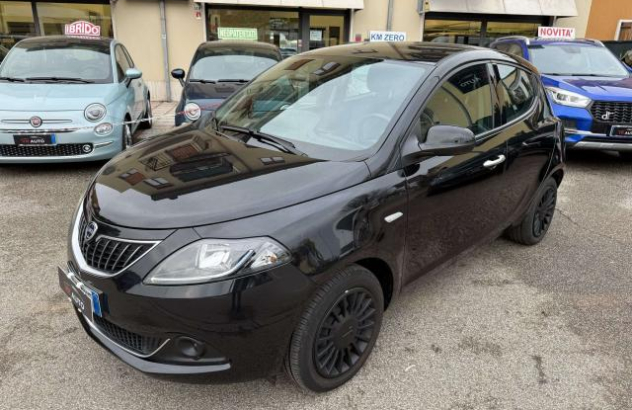 LANCIA Ypsilon  Elettrica-Benzina 2023