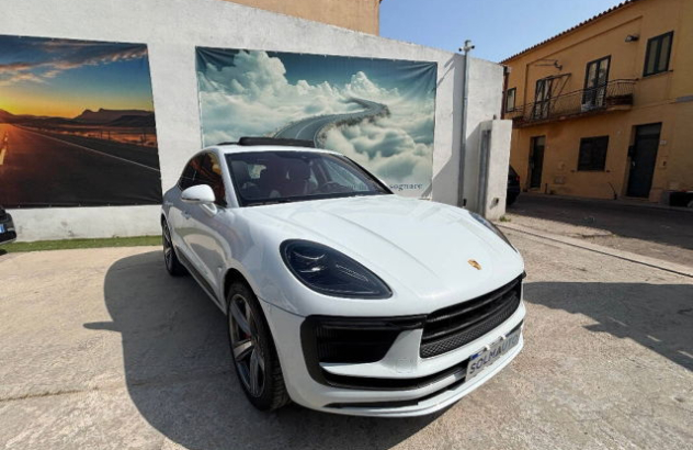 PORSCHE Macan  Benzina 2023