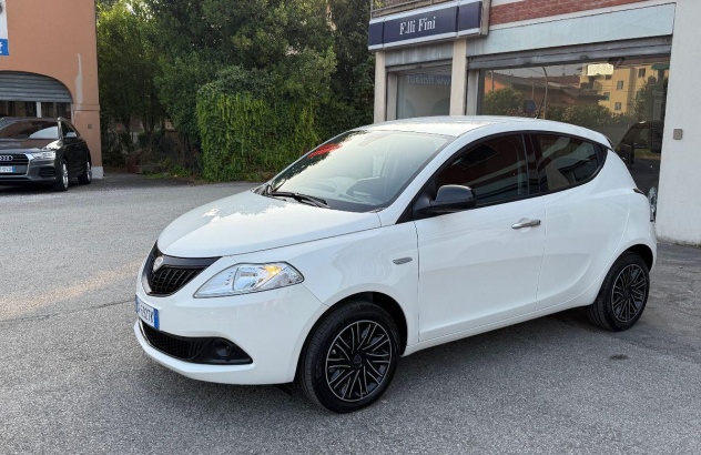 LANCIA Ypsilon Ypsilon 1.0 FireFly 5p. SeS Hybrid Oro Elettrica-Benzina 2024