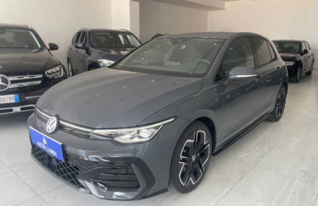VOLKSWAGEN Golf  Diesel 2025