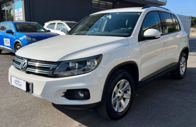 VOLKSWAGEN Tiguan  Diesel 2011
