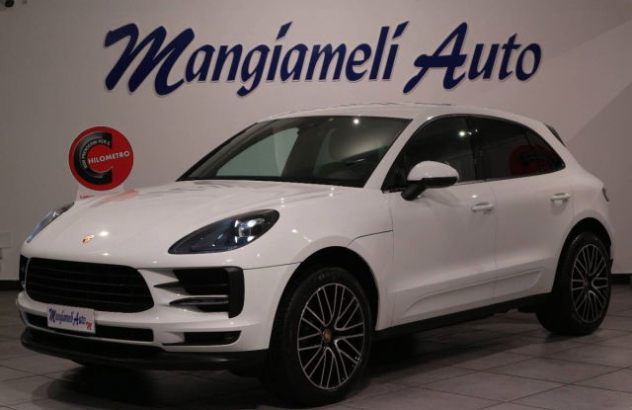 PORSCHE Macan  Benzina 2020