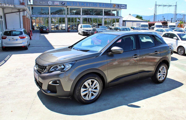 PEUGEOT 3008 BlueHDi 120 SeS Allure Diesel 2017