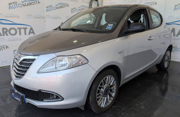 LANCIA Ypsilon  Benzina 2012