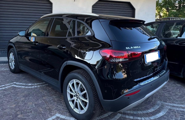 MERCEDES Classe GLA 180 d Automatic Executive Diesel 2021