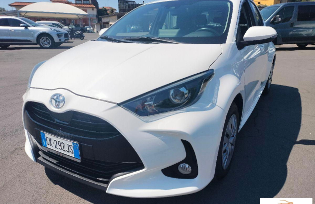 TOYOTA Yaris  Benzina 2022
