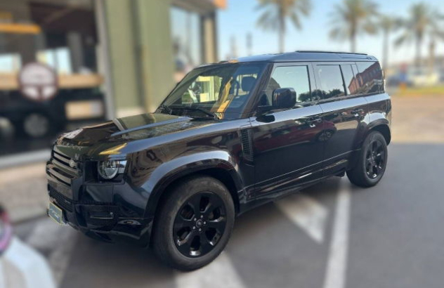 LAND ROVER Defender  Elettrica-Diesel 2023