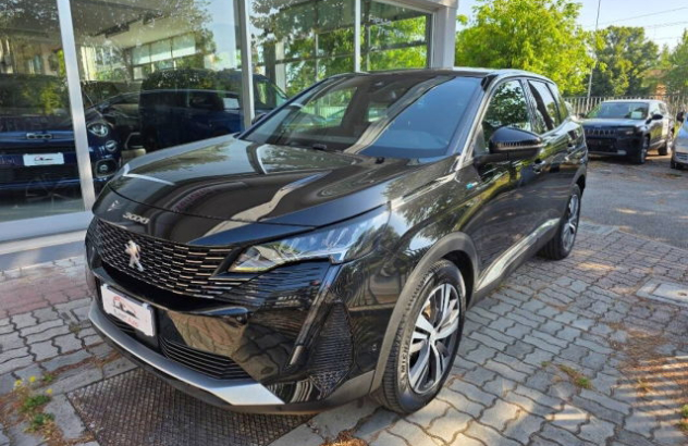 PEUGEOT 3008  Elettrica-Benzina 2024