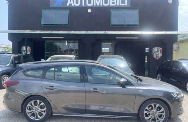 FORD Focus  Elettrica-Benzina 2023