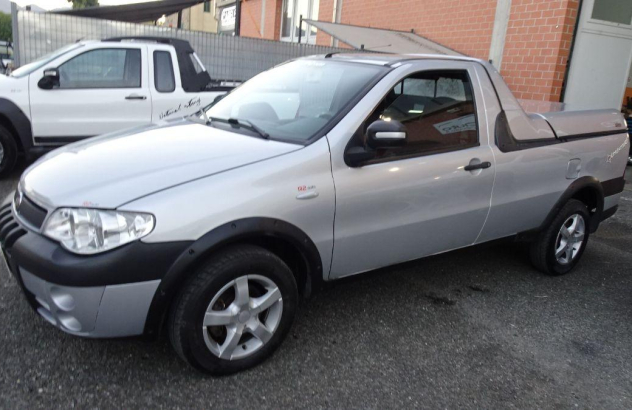 FIAT Strada  Diesel 2011