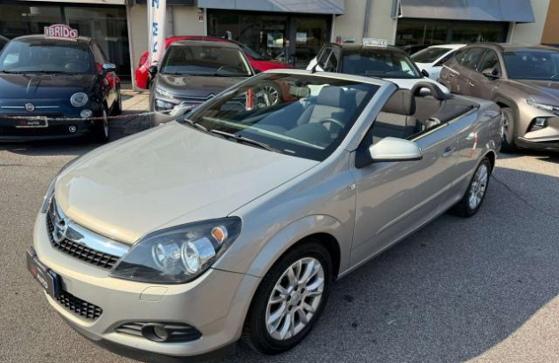 OPEL Astra  Benzina 2009