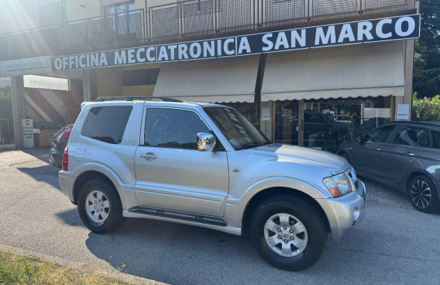 MITSUBISHI Pajero 3.2 16V DI-D 3p. GLS2 Diesel 2003