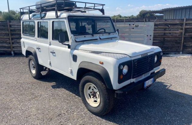 LAND ROVER Defender 110 2.5 Td5 S.W. S Diesel 2006