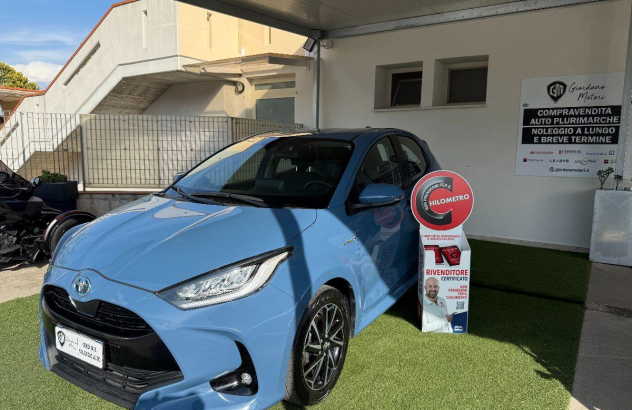 TOYOTA Yaris  Elettrica-Benzina 2020