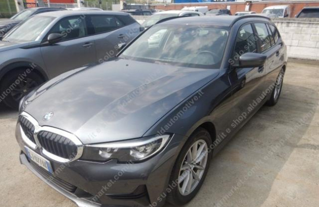 BMW Serie 3 Touring 318d 48V Touring Business Advantage Elettrica-Diesel 2021