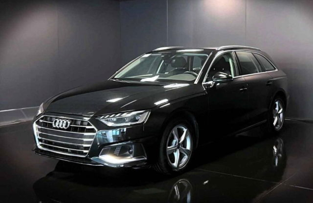 AUDI A4  Elettrica-Diesel 2023