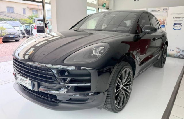 PORSCHE Macan  Benzina 2019